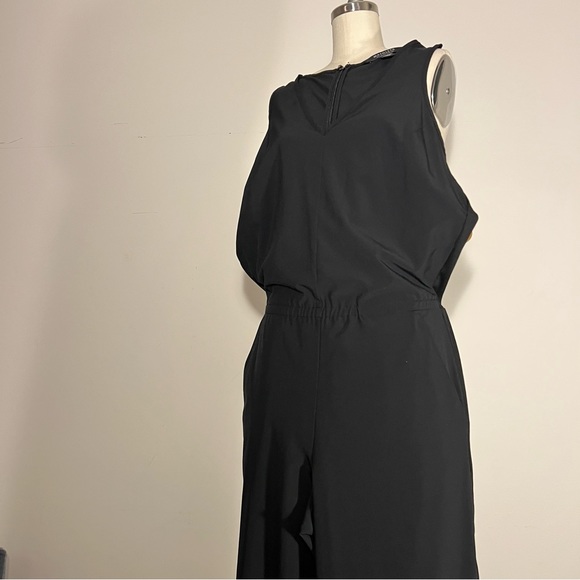 NWOT Athleta jumpsuit one piece zippered sz 12 - Picture 16 of 16